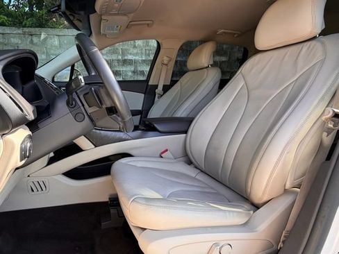 Used 2019 Lincoln Nautilus Select FWD image 14