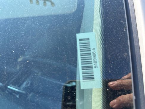 Used 2024 Ford Expedition Max XLT image 5