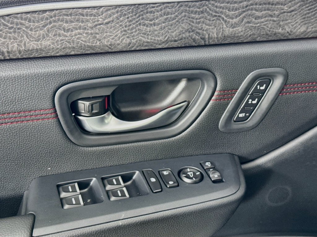 New 2026 Honda Pilot Black Edition image 21
