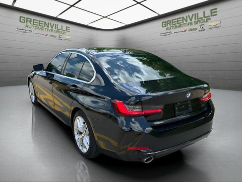 Used 2025 BMW 330i Sedan RWD image 7