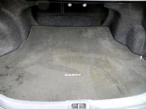 Used 2016 Toyota Camry XLE image 21