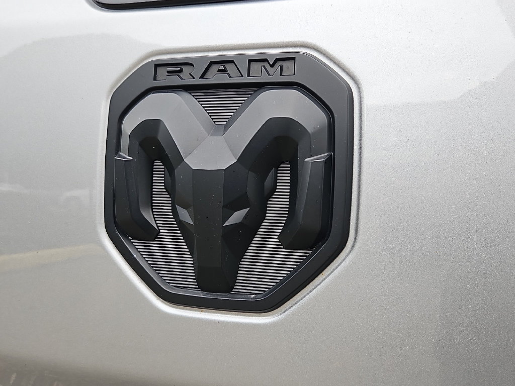 Used 2023 RAM 1500 Big Horn AWD/4WD image 32