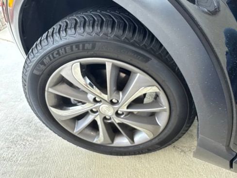 Used 2020 Buick Encore GX Essence w/ Experience Buick Package AWD/4WD image 36