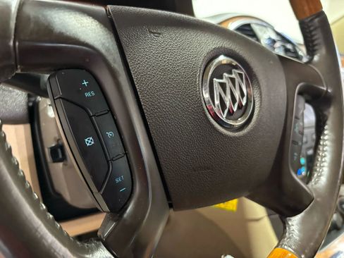 Used 2011 Buick Enclave CXL w/ Trailering Provision Package image 27