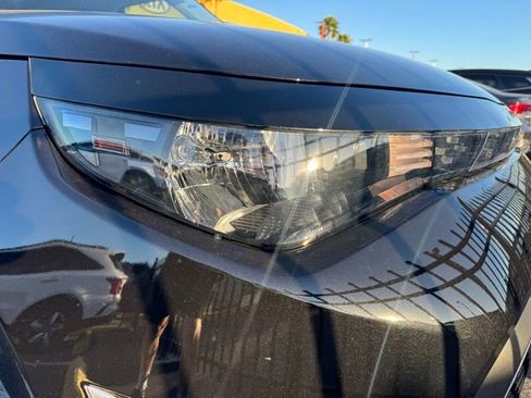 Certified 2025 Kia Soul LX image 8