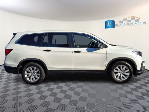 Certified 2019 Honda Pilot LX image 7