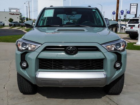 Certified 2023 Toyota 4Runner TRD Off-Road Premium w/ Moonroof Package AWD/4WD image 3