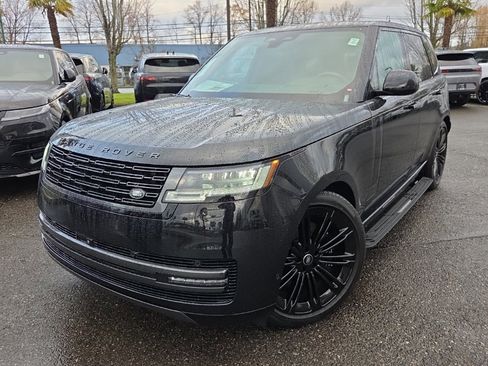 New 2025 Land Rover Range Rover SE image 1