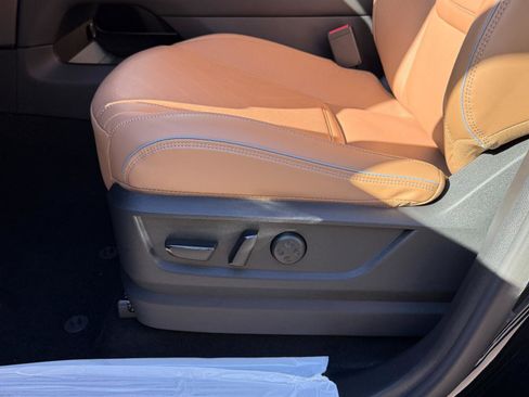 New 2026 INFINITI QX80 Luxe w/ Cargo Package image 19