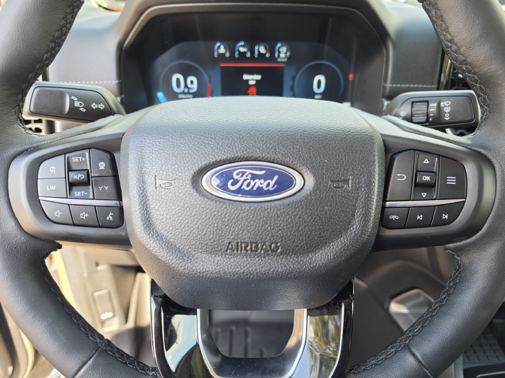 Used 2025 Ford Ranger Lariat w/ Trailer Tow Package AWD/4WD image 30