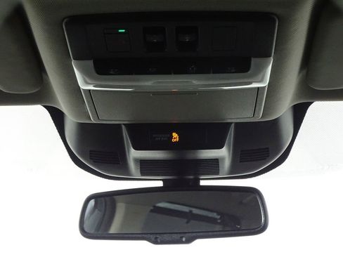 Used 2021 Nissan Rogue SL image 30