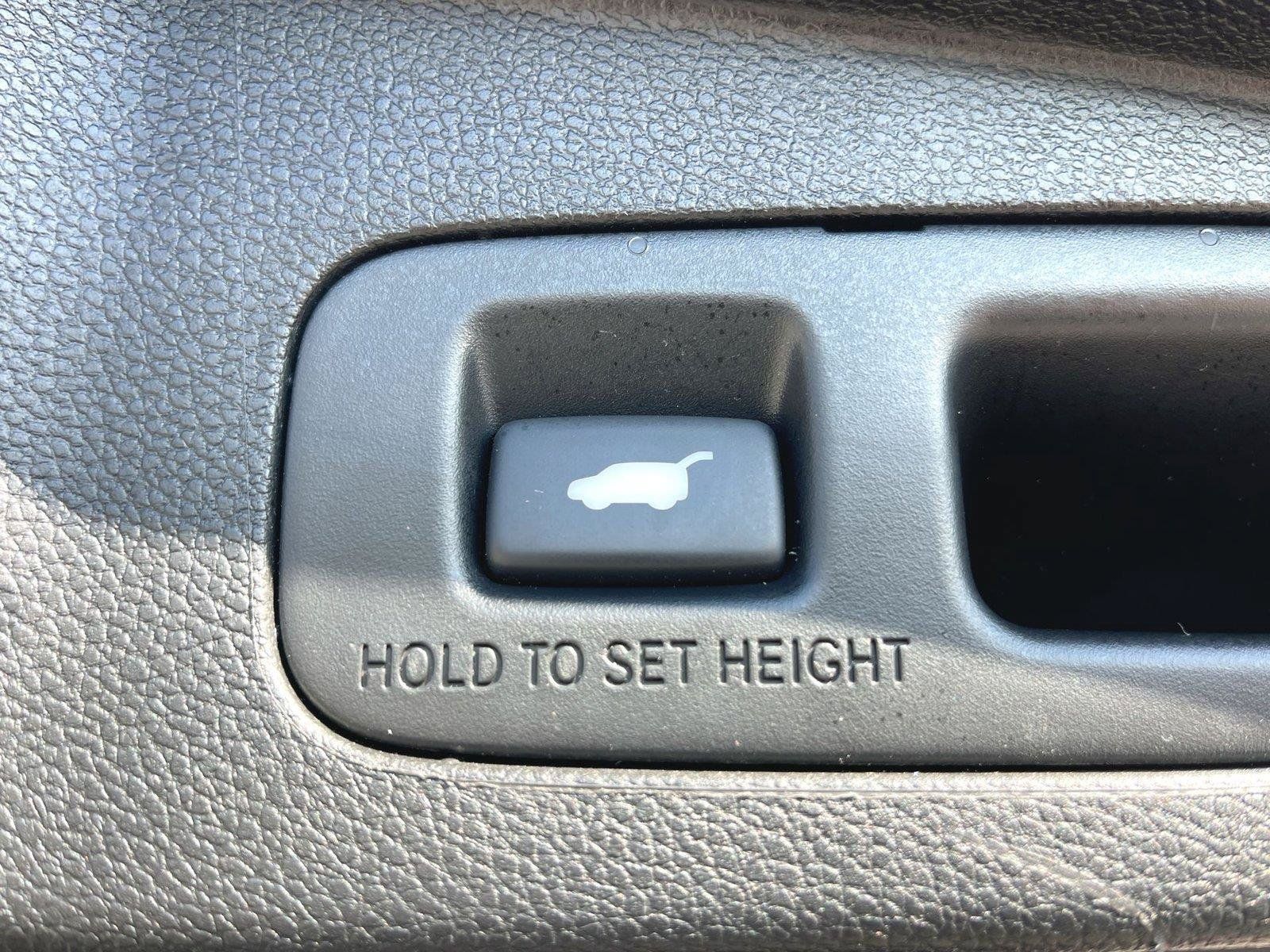 Used 2020 Honda CR-V Touring image 18