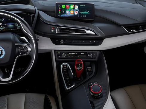 Used 2019 BMW i8 Roadster image 55