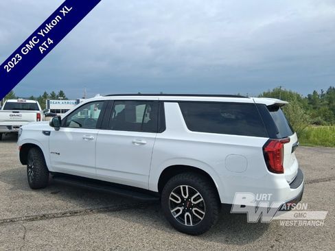 Used 2023 GMC Yukon XL AT4 w/ Max Trailering Package AWD/4WD image 4