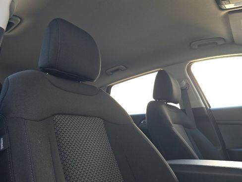 Certified 2025 Kia Sportage LX AWD/4WD image 19