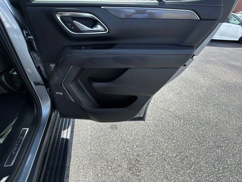 Used 2023 GMC Yukon AT4 w/ AT4 Premium Package AWD/4WD image 16