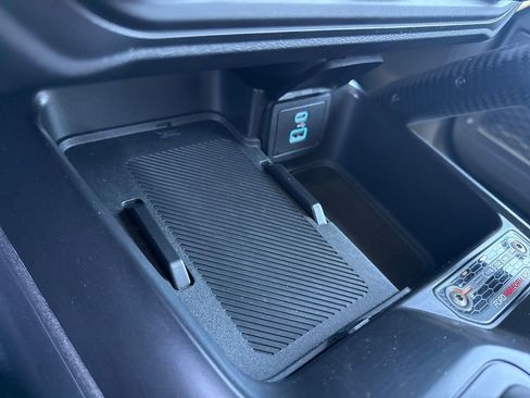 Used 2025 Ford Bronco Raptor image 41