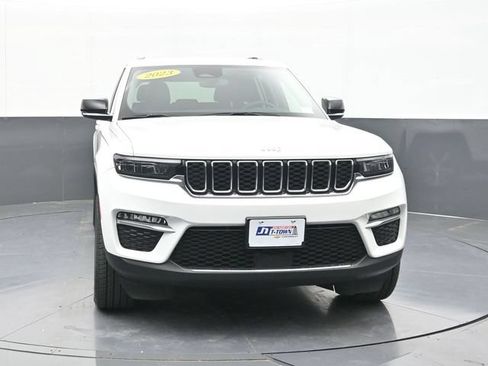 Used 2023 Jeep Grand Cherokee Limited AWD/4WD image 20
