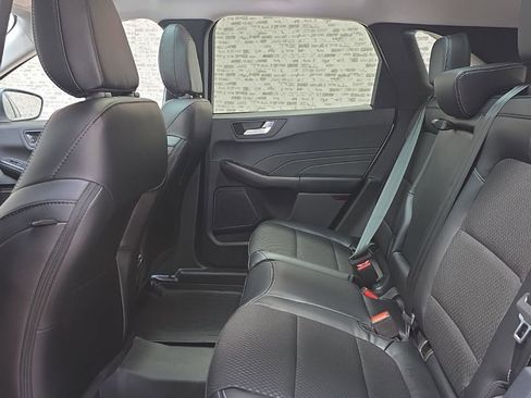 New 2026 Ford Escape SE w/ Class II Trailer Tow Package FWD image 16
