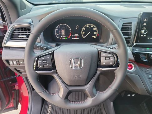 Certified 2026 Honda Odyssey Sport-L image 33