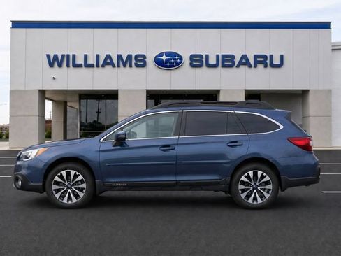 Used 2015 Subaru Outback 2.5i Limited AWD/4WD image 4