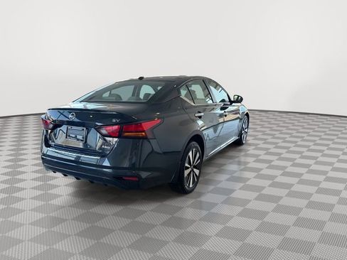Used 2022 Nissan Altima 2.5 SV image 11