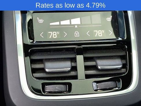 Certified 2024 Volvo XC90 T8 Ultimate w/ Lounge Package image 11