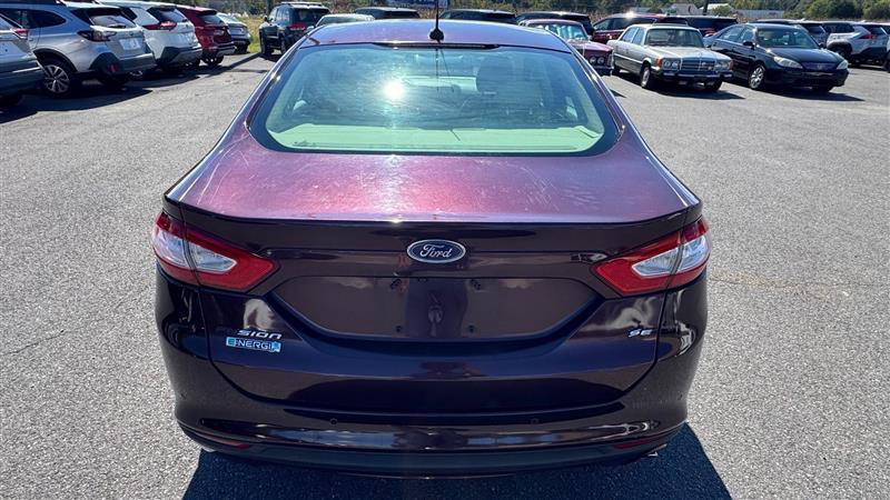 Used 2013 Ford Fusion Energi SE w/ Driver Assist Pkg FWD image 18