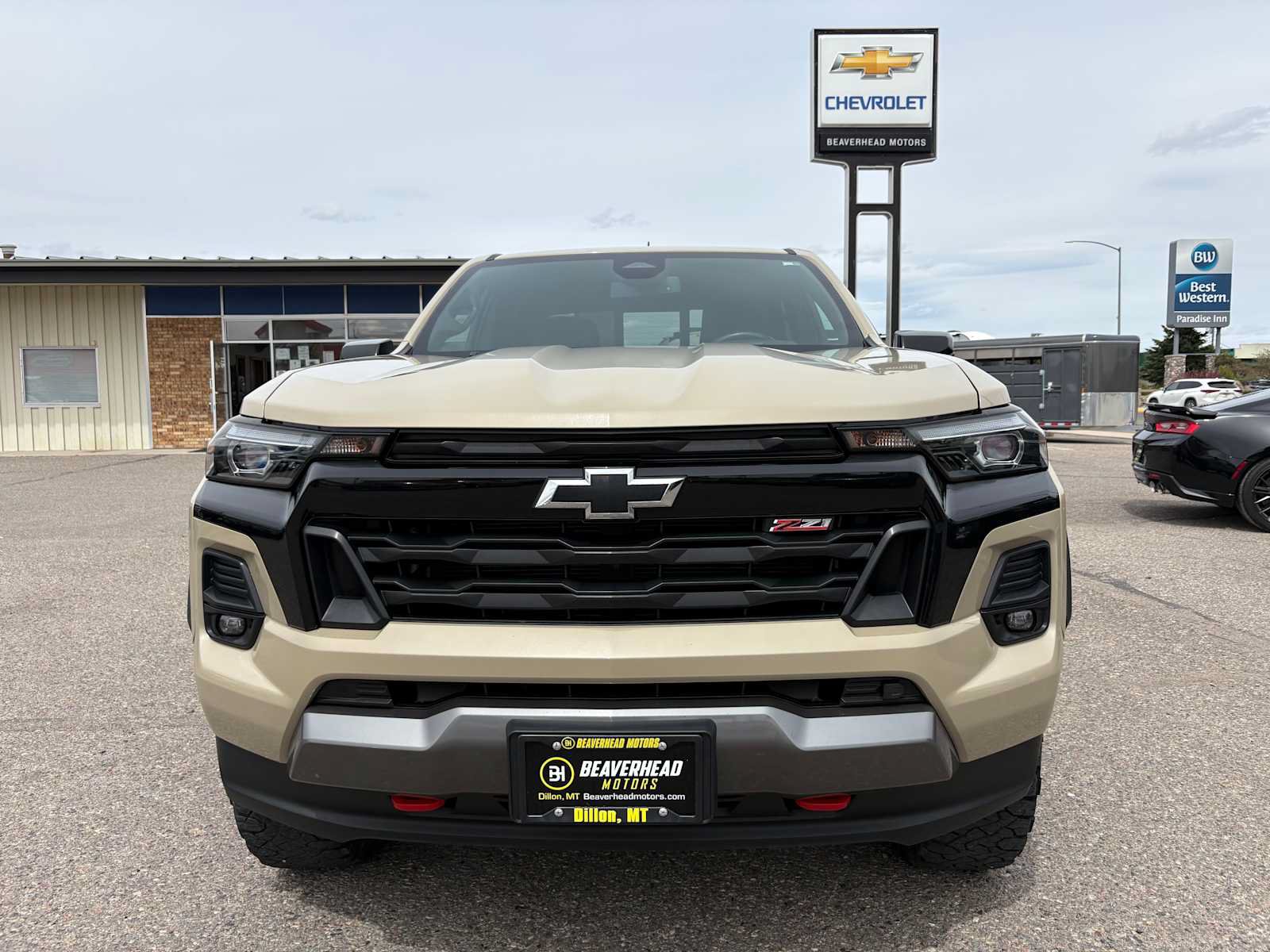 Used 2024 Chevrolet Colorado Z71 w/ Z71 Convenience Package 2 AWD/4WD image 11