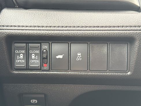 Used 2026 Honda Odyssey EX-L image 12