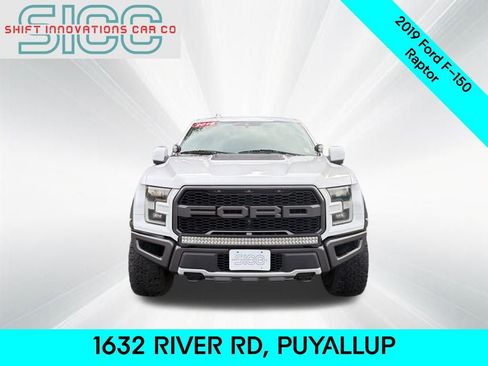 Used 2019 Ford F150 Raptor w/ Equipment Group 802A Luxury image 2