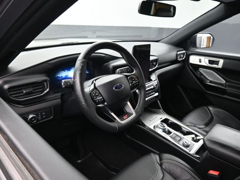 Used 2021 Ford Explorer ST w/ Equipment Group 401A image 14