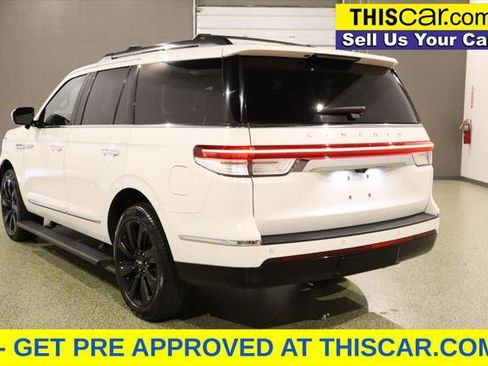 Used 2022 Lincoln Navigator Reserve image 5