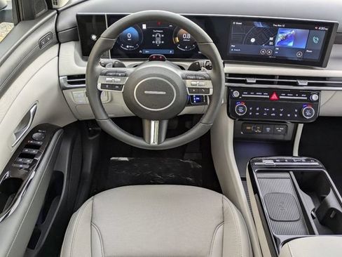New 2026 Hyundai Tucson Limited FWD image 13