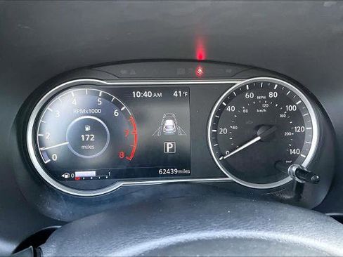 Certified 2020 Nissan Kicks SV image 25