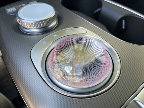 New 2024 Genesis GV60 RWD image 25