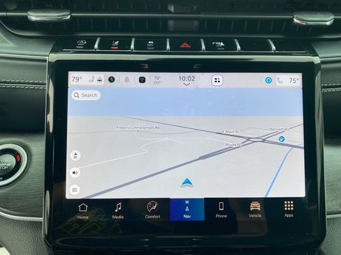 Used 2025 Jeep Grand Cherokee Limited image 16