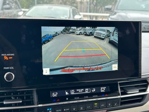 Used 2026 Toyota Sienna Limited AWD/4WD image 42