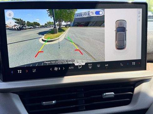 New 2026 Ford Explorer Active RWD image 23
