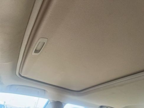 Used 2014 Toyota Camry XLE image 16