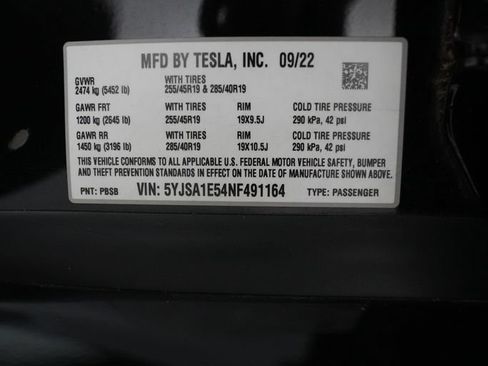 Used 2022 Tesla Model S AWD/4WD image 26