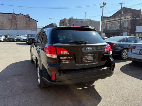 Used 2012 Subaru Outback 2.5i Limited w/ Moonroof Pkg image 4