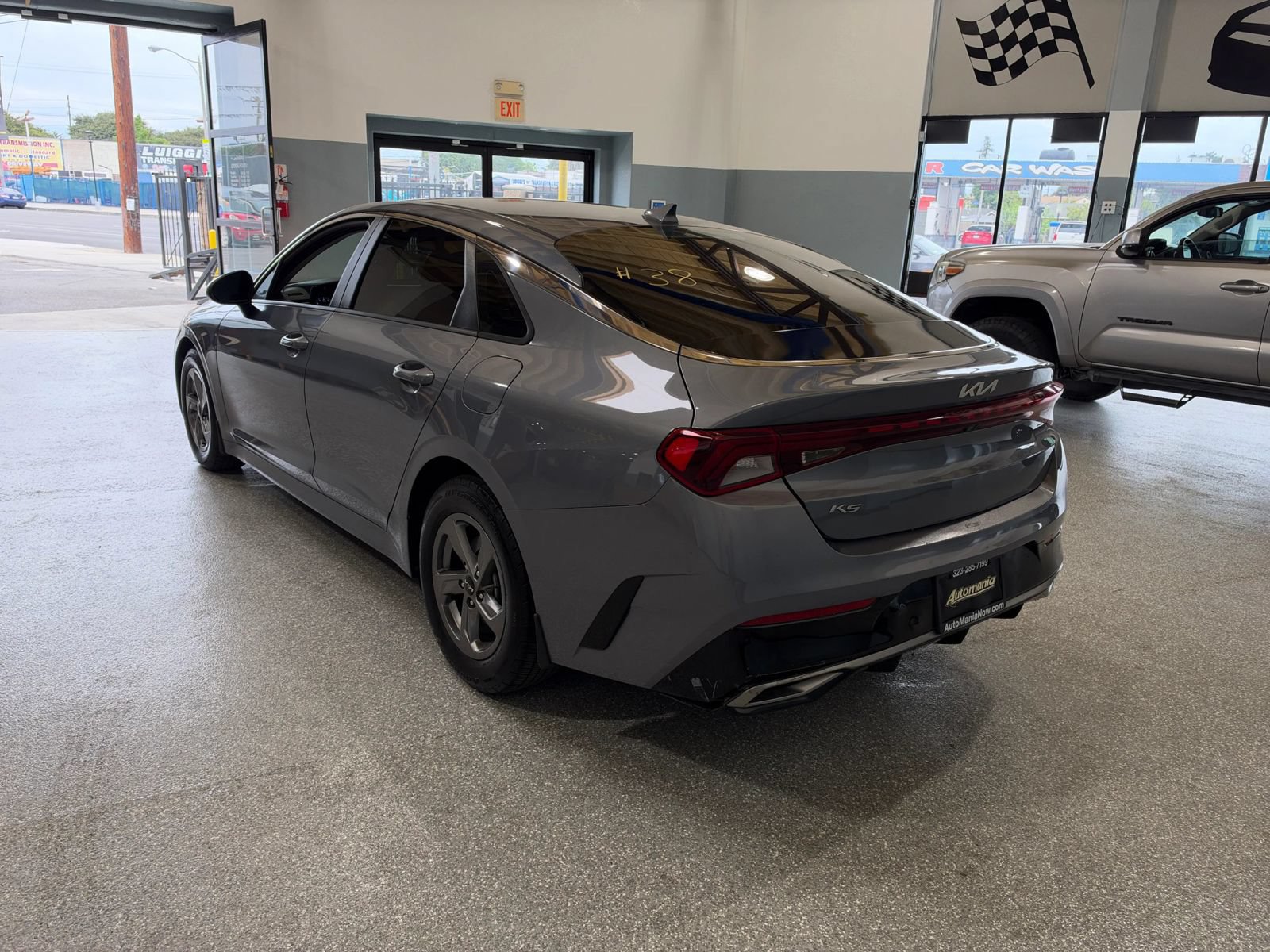 Used 2022 Kia K5 LXS FWD image 5