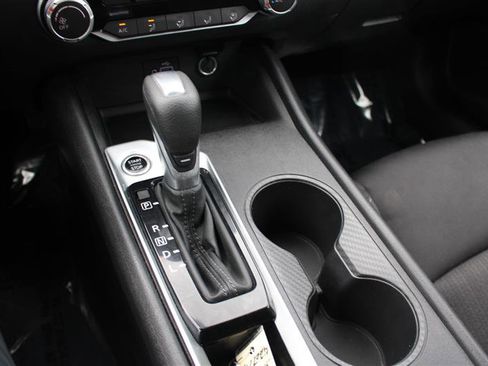 Used 2024 Nissan Altima 2.5 S image 18