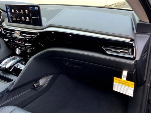 New 2026 Acura MDX SH-AWD image 15