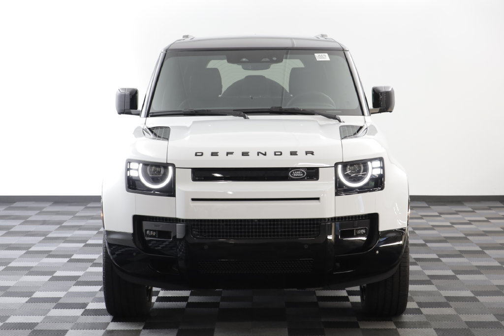 New 2026 Land Rover Defender 110 X-Dynamic SE AWD/4WD image 24