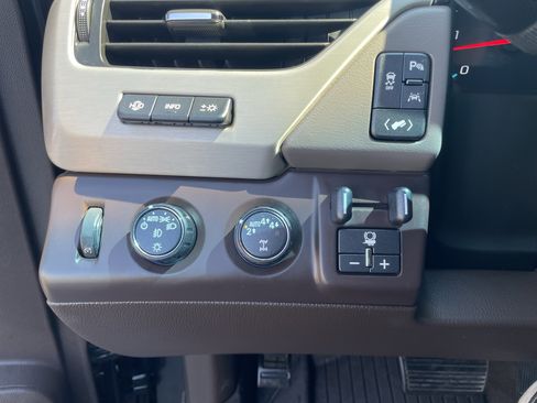 Used 2018 GMC Yukon XL Denali w/ Open Road Package image 14