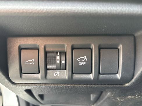 Used 2024 Subaru Outback Premium image 10