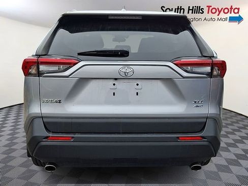Certified 2020 Toyota RAV4 XLE Premium AWD/4WD image 5