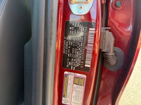 Certified 2025 Kia Sorento EX w/ Panoramic Sunroof Package FWD image 38